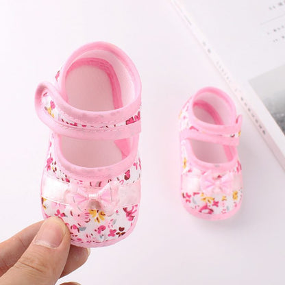 floral printed newborn shoes