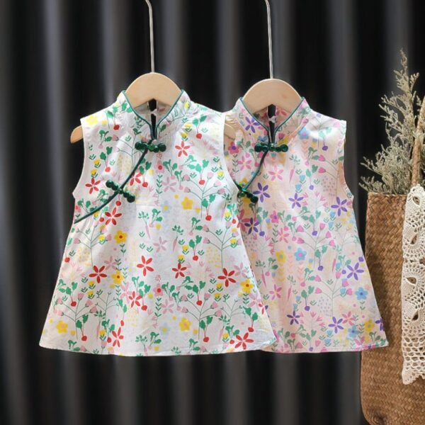 elegant floral mandarin top